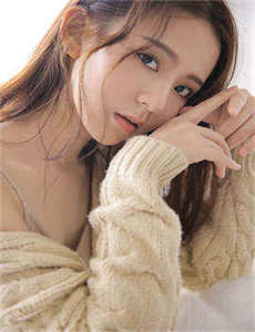 西施打开双腿下面好紧,69一区二三区好的精华